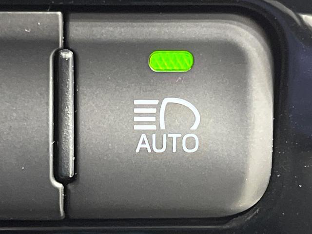 プリウス Aツーリングセレクション 禁煙車 モデリスタフルエアロ 純正9型SDナビ バックカメラ 衝突被害軽減システム レーダークルーズ デジタルインナーミラー型ドラレコ コーナーセンサー LEDヘッド ETC シートヒーター フルセグ(49枚目)