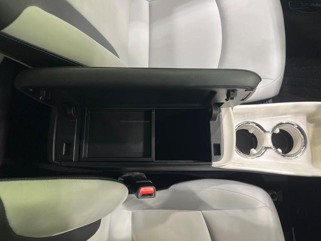 プリウス Aツーリングセレクション 禁煙車 モデリスタフルエアロ 純正9型SDナビ バックカメラ 衝突被害軽減システム レーダークルーズ デジタルインナーミラー型ドラレコ コーナーセンサー LEDヘッド ETC シートヒーター フルセグ(62枚目)