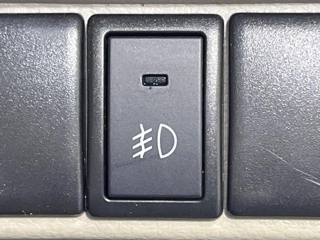 NV100クリッパーリオ E 禁煙車 電動スライドドア 純正SDナビ 衝突被害軽減システム スマートキー HIDヘッドライト 純正14インチアルミ オートライト オートエアコン Bluetooth CD DVD再生 フルセグTV(24枚目)