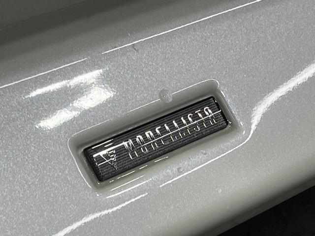 ハイエースバン スーパーＧＬ　ダークプライムＩＩ　禁煙車　モデリスタフルエアロ　両側電動ドア　純正ＳＤナビ　全周囲カメラ　衝突被害軽減システム　コーナーセンサー　ＬＥＤヘッド　ＥＴＣ　車線逸脱警報　オートライト　オートエアコン　Ｂｌｕｅｔｏｏｔｈ（3枚目）