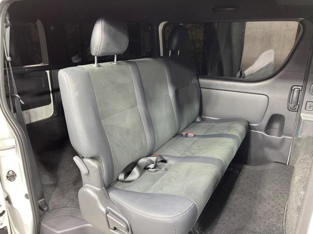 ハイエースバン スーパーＧＬ　ダークプライムＩＩ　禁煙車　モデリスタフルエアロ　両側電動ドア　純正ＳＤナビ　全周囲カメラ　衝突被害軽減システム　コーナーセンサー　ＬＥＤヘッド　ＥＴＣ　車線逸脱警報　オートライト　オートエアコン　Ｂｌｕｅｔｏｏｔｈ（9枚目）
