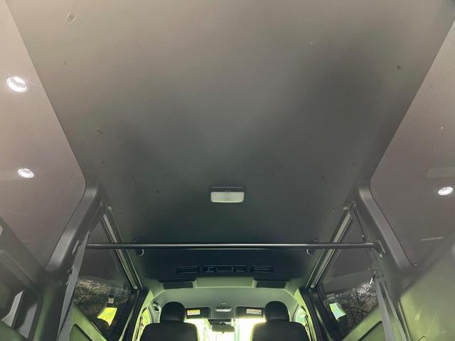 ハイエースバン スーパーＧＬ　ダークプライムＩＩ　禁煙車　モデリスタフルエアロ　両側電動ドア　純正ＳＤナビ　全周囲カメラ　衝突被害軽減システム　コーナーセンサー　ＬＥＤヘッド　ＥＴＣ　車線逸脱警報　オートライト　オートエアコン　Ｂｌｕｅｔｏｏｔｈ（40枚目）