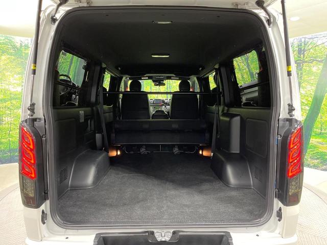 ハイエースバン スーパーＧＬ　ダークプライムＩＩ　禁煙車　モデリスタフルエアロ　両側電動ドア　純正ＳＤナビ　全周囲カメラ　衝突被害軽減システム　コーナーセンサー　ＬＥＤヘッド　ＥＴＣ　車線逸脱警報　オートライト　オートエアコン　Ｂｌｕｅｔｏｏｔｈ（41枚目）