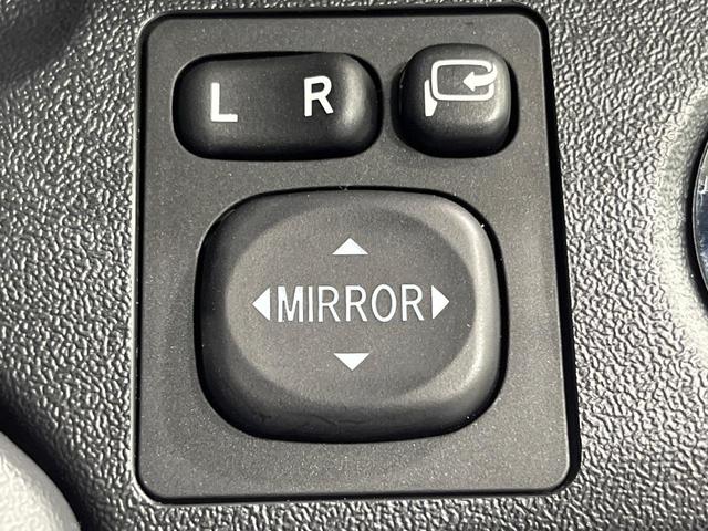 ハイエースバン スーパーＧＬ　ダークプライムＩＩ　禁煙車　モデリスタフルエアロ　両側電動ドア　純正ＳＤナビ　全周囲カメラ　衝突被害軽減システム　コーナーセンサー　ＬＥＤヘッド　ＥＴＣ　車線逸脱警報　オートライト　オートエアコン　Ｂｌｕｅｔｏｏｔｈ（44枚目）