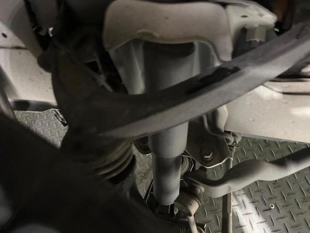 ハイエースバン スーパーＧＬ　ダークプライムＩＩ　禁煙車　モデリスタフルエアロ　両側電動ドア　純正ＳＤナビ　全周囲カメラ　衝突被害軽減システム　コーナーセンサー　ＬＥＤヘッド　ＥＴＣ　車線逸脱警報　オートライト　オートエアコン　Ｂｌｕｅｔｏｏｔｈ（60枚目）