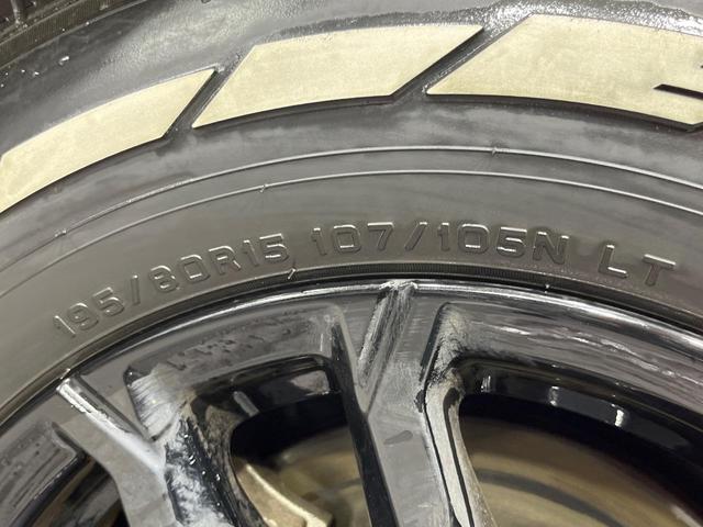 ハイエースバン スーパーＧＬ　ダークプライムＩＩ　禁煙車　モデリスタフルエアロ　両側電動ドア　純正ＳＤナビ　全周囲カメラ　衝突被害軽減システム　コーナーセンサー　ＬＥＤヘッド　ＥＴＣ　車線逸脱警報　オートライト　オートエアコン　Ｂｌｕｅｔｏｏｔｈ（61枚目）