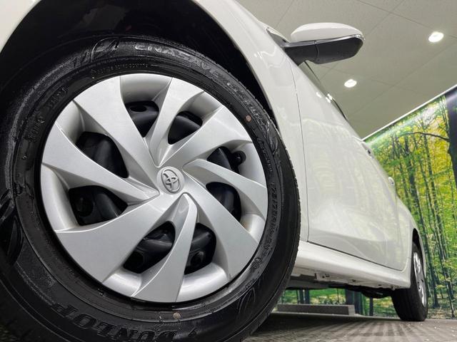 ヤリス Ｘ　禁煙車　純正ディスプレイオーデイオ　バックカメラ　Ａｐｐｌｅｃａｒｐｌａｙ　Ｂｌｕｅｔｏｏｔｈ　ドラレコ　ＥＴＣ　衝突被害軽減システム　スマートキー　オートハイビーム　車線逸脱警報　オートライト（13枚目）