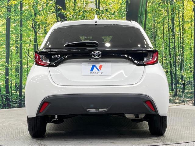 ヤリス Ｘ　禁煙車　純正ディスプレイオーデイオ　バックカメラ　Ａｐｐｌｅｃａｒｐｌａｙ　Ｂｌｕｅｔｏｏｔｈ　ドラレコ　ＥＴＣ　衝突被害軽減システム　スマートキー　オートハイビーム　車線逸脱警報　オートライト（15枚目）