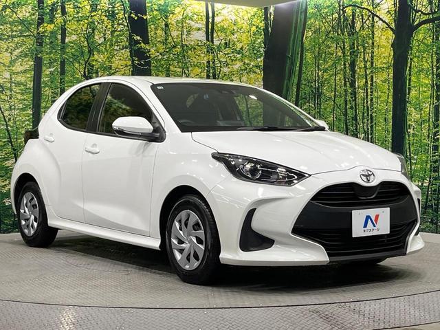 ヤリス Ｘ　禁煙車　純正ディスプレイオーデイオ　バックカメラ　Ａｐｐｌｅｃａｒｐｌａｙ　Ｂｌｕｅｔｏｏｔｈ　ドラレコ　ＥＴＣ　衝突被害軽減システム　スマートキー　オートハイビーム　車線逸脱警報　オートライト（16枚目）