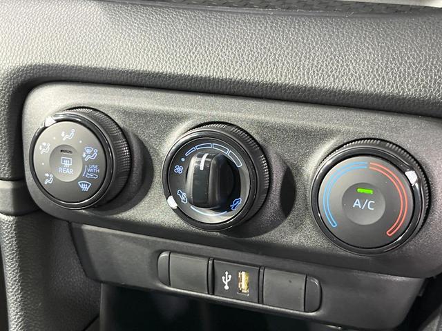 ヤリス Ｘ　禁煙車　純正ディスプレイオーデイオ　バックカメラ　Ａｐｐｌｅｃａｒｐｌａｙ　Ｂｌｕｅｔｏｏｔｈ　ドラレコ　ＥＴＣ　衝突被害軽減システム　スマートキー　オートハイビーム　車線逸脱警報　オートライト（33枚目）