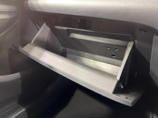 ヤリス Ｘ　禁煙車　純正ディスプレイオーデイオ　バックカメラ　Ａｐｐｌｅｃａｒｐｌａｙ　Ｂｌｕｅｔｏｏｔｈ　ドラレコ　ＥＴＣ　衝突被害軽減システム　スマートキー　オートハイビーム　車線逸脱警報　オートライト（38枚目）