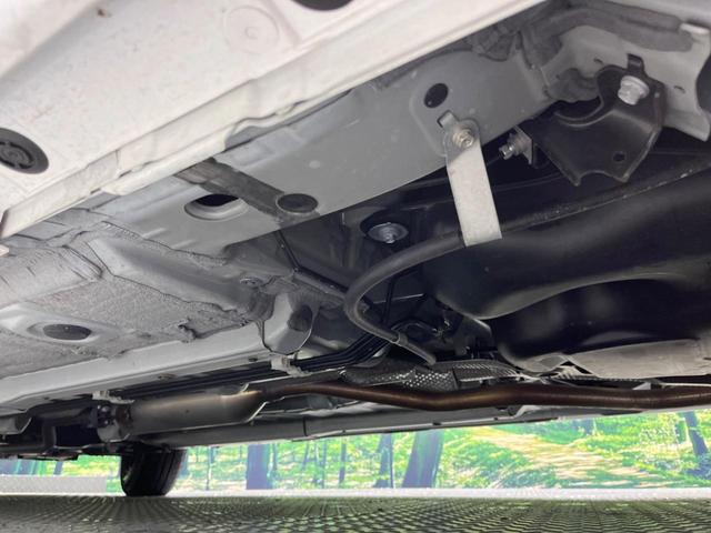 ヤリス Ｘ　禁煙車　純正ディスプレイオーデイオ　バックカメラ　Ａｐｐｌｅｃａｒｐｌａｙ　Ｂｌｕｅｔｏｏｔｈ　ドラレコ　ＥＴＣ　衝突被害軽減システム　スマートキー　オートハイビーム　車線逸脱警報　オートライト（45枚目）