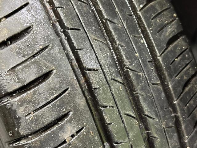 ヤリス Ｘ　禁煙車　純正ディスプレイオーデイオ　バックカメラ　Ａｐｐｌｅｃａｒｐｌａｙ　Ｂｌｕｅｔｏｏｔｈ　ドラレコ　ＥＴＣ　衝突被害軽減システム　スマートキー　オートハイビーム　車線逸脱警報　オートライト（48枚目）