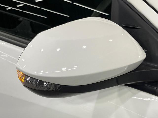 ヤリス Ｘ　禁煙車　純正ディスプレイオーデイオ　バックカメラ　Ａｐｐｌｅｃａｒｐｌａｙ　Ｂｌｕｅｔｏｏｔｈ　ドラレコ　ＥＴＣ　衝突被害軽減システム　スマートキー　オートハイビーム　車線逸脱警報　オートライト（52枚目）