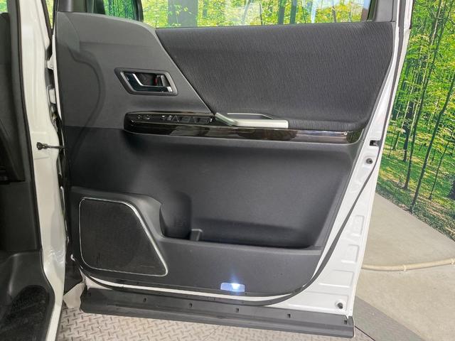 ヴェルファイア ２．４Ｚ　プラチナセレクションＩＩ　タイプゴールド　禁煙車　両側電動ドア　純正ＳＤナビ　９型後席モニター　バックカメラ　電動リアゲート　コーナーセンサー　スマートキー　ＨＩＤヘッド　ビルトインＥＴＣ　純正１８インチアルミ　デュアルエアコン　リアエアコン（22枚目）