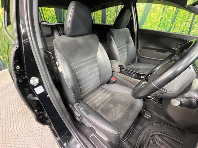 ヴェゼル ハイブリッドＲＳ・ホンダセンシング　禁煙車　純正８型ＳＤナビ　バックカメラ　衝突被害軽減システム　レーダークルーズ　ハーフレザーシート　シートヒーター　ドラレコ　コーナーセンサー　ＬＥＤヘッドライト　ＥＴＣ　純正１８インチアルミ（8枚目）