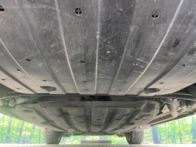 ヴェゼル ハイブリッドＲＳ・ホンダセンシング　禁煙車　純正８型ＳＤナビ　バックカメラ　衝突被害軽減システム　レーダークルーズ　ハーフレザーシート　シートヒーター　ドラレコ　コーナーセンサー　ＬＥＤヘッドライト　ＥＴＣ　純正１８インチアルミ（19枚目）