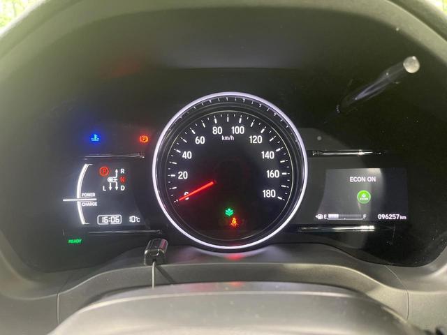 ヴェゼル ハイブリッドＲＳ・ホンダセンシング　禁煙車　純正８型ＳＤナビ　バックカメラ　衝突被害軽減システム　レーダークルーズ　ハーフレザーシート　シートヒーター　ドラレコ　コーナーセンサー　ＬＥＤヘッドライト　ＥＴＣ　純正１８インチアルミ（32枚目）