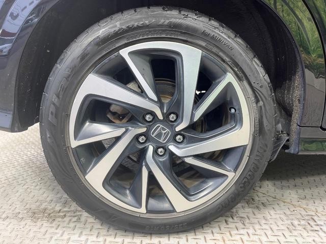 ヴェゼル ハイブリッドＲＳ・ホンダセンシング　禁煙車　純正８型ＳＤナビ　バックカメラ　衝突被害軽減システム　レーダークルーズ　ハーフレザーシート　シートヒーター　ドラレコ　コーナーセンサー　ＬＥＤヘッドライト　ＥＴＣ　純正１８インチアルミ（54枚目）