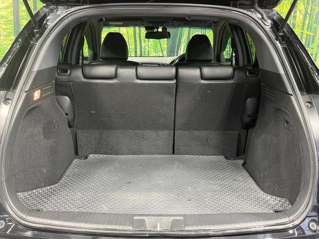 ヴェゼル ハイブリッドＲＳ・ホンダセンシング　禁煙車　純正８型ＳＤナビ　バックカメラ　衝突被害軽減システム　レーダークルーズ　ハーフレザーシート　シートヒーター　ドラレコ　コーナーセンサー　ＬＥＤヘッドライト　ＥＴＣ　純正１８インチアルミ（59枚目）