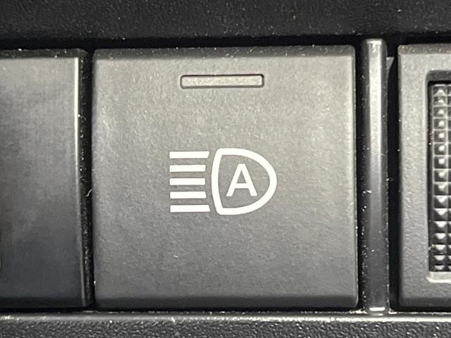 ノア Ｓ－Ｚ　禁煙車　純正１０型ディスプレイオーディオ　両側電動ドア　１４型後席モニター　バックカメラ　衝突被害軽減システム　レーダークルーズ　合皮コンビシート　ドラレコ　ＬＥＤヘッド　ＥＴＣ２．０（26枚目）