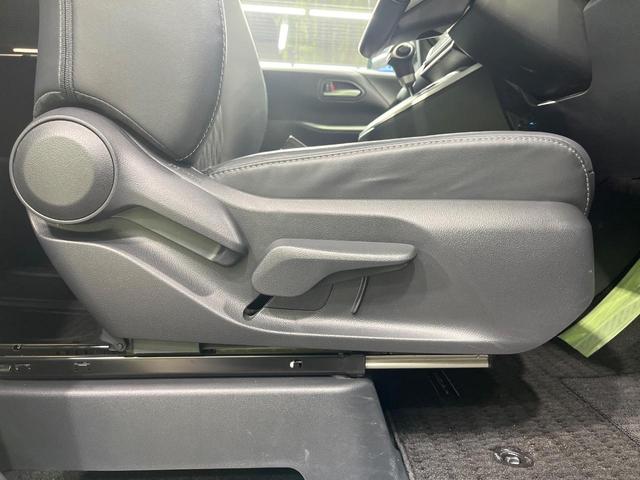 ノア Ｓ－Ｚ　禁煙車　純正１０型ディスプレイオーディオ　両側電動ドア　１４型後席モニター　バックカメラ　衝突被害軽減システム　レーダークルーズ　合皮コンビシート　ドラレコ　ＬＥＤヘッド　ＥＴＣ２．０（29枚目）