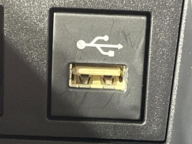 ノア Ｓ－Ｚ　禁煙車　純正１０型ディスプレイオーディオ　両側電動ドア　１４型後席モニター　バックカメラ　衝突被害軽減システム　レーダークルーズ　合皮コンビシート　ドラレコ　ＬＥＤヘッド　ＥＴＣ２．０（39枚目）