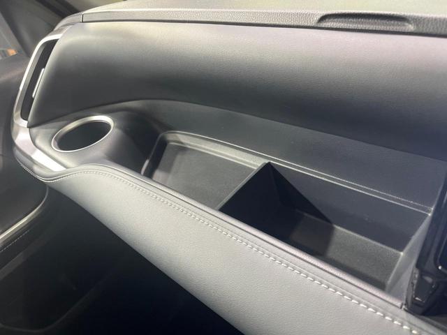 ノア Ｓ－Ｚ　禁煙車　純正１０型ディスプレイオーディオ　両側電動ドア　１４型後席モニター　バックカメラ　衝突被害軽減システム　レーダークルーズ　合皮コンビシート　ドラレコ　ＬＥＤヘッド　ＥＴＣ２．０（47枚目）