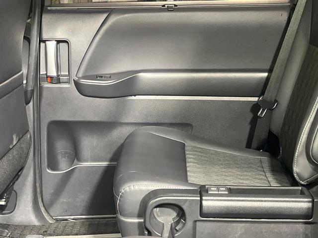 ノア Ｓ－Ｚ　禁煙車　純正１０型ディスプレイオーディオ　両側電動ドア　１４型後席モニター　バックカメラ　衝突被害軽減システム　レーダークルーズ　合皮コンビシート　ドラレコ　ＬＥＤヘッド　ＥＴＣ２．０（61枚目）