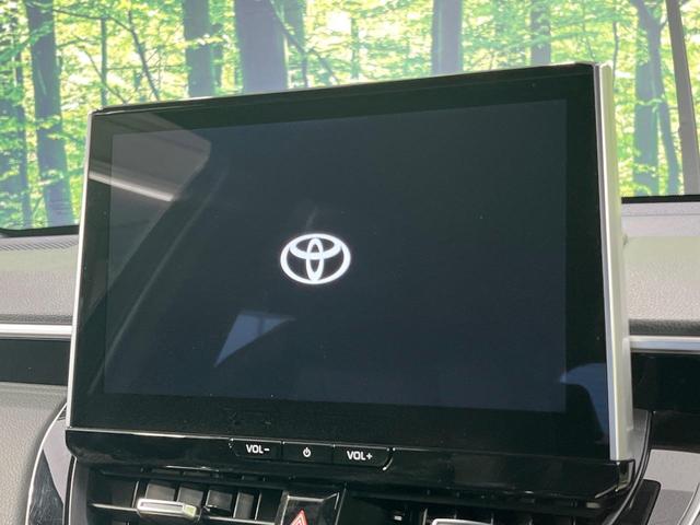 カローラクロス ハイブリッド　Ｚ　禁煙車　パノラマルーフ　純正１０．５型ディスプレイオーディオ　全周囲カメラ　衝突被害軽減システム　レーダークルーズ　パワーシート　電動リアゲート　ＥＴＣ２．０　ハーフレザーシート　前席シートヒーター（4枚目）