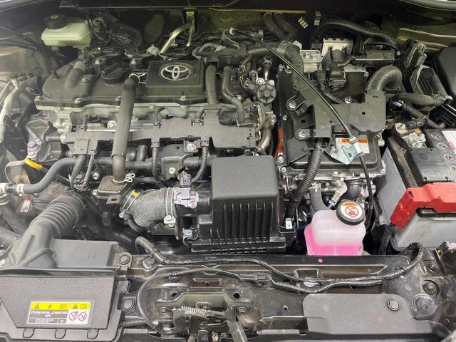 カローラクロス ハイブリッド　Ｚ　禁煙車　パノラマルーフ　純正１０．５型ディスプレイオーディオ　全周囲カメラ　衝突被害軽減システム　レーダークルーズ　パワーシート　電動リアゲート　ＥＴＣ２．０　ハーフレザーシート　前席シートヒーター（18枚目）