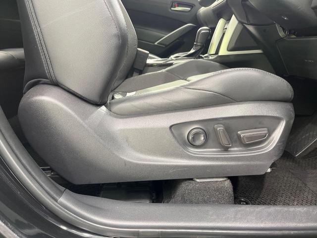 カローラクロス ハイブリッド　Ｚ　禁煙車　パノラマルーフ　純正１０．５型ディスプレイオーディオ　全周囲カメラ　衝突被害軽減システム　レーダークルーズ　パワーシート　電動リアゲート　ＥＴＣ２．０　ハーフレザーシート　前席シートヒーター（23枚目）