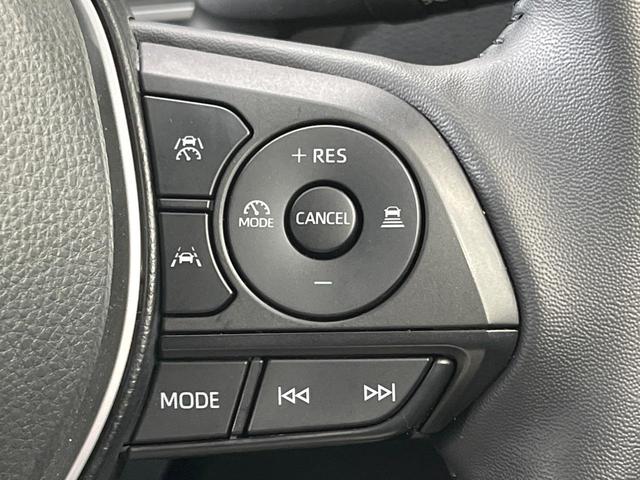 カローラクロス ハイブリッド　Ｚ　禁煙車　パノラマルーフ　純正１０．５型ディスプレイオーディオ　全周囲カメラ　衝突被害軽減システム　レーダークルーズ　パワーシート　電動リアゲート　ＥＴＣ２．０　ハーフレザーシート　前席シートヒーター（24枚目）