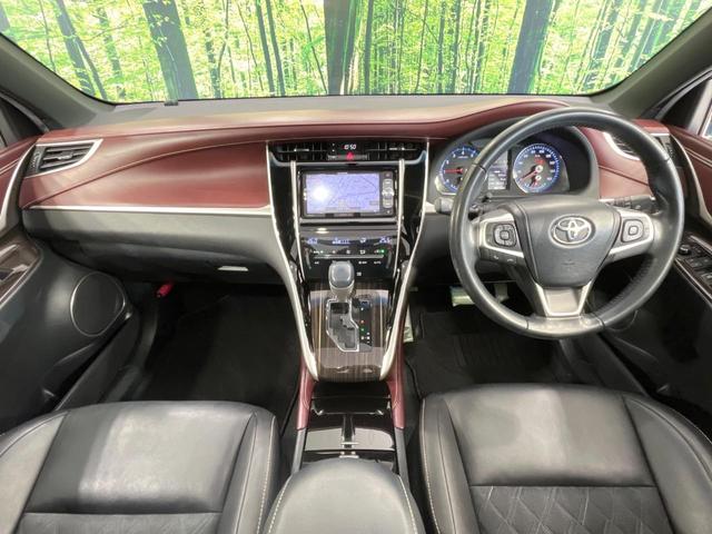 ハリアー エレガンス　禁煙車　サンルーフ　ＳＤナビ　バックカメラ　合皮コンビシート　パワーシート　スマートキー　ＬＥＤヘッド　ＥＴＣ　純正１７インチアルミ　デュアルエアコン　Ｂｌｕｅｔｏｏｔｈ　ＣＤ　ＤＶＤ再生　フルセグ（2枚目）