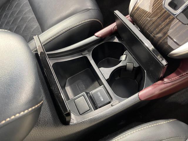 ハリアー エレガンス　禁煙車　サンルーフ　ＳＤナビ　バックカメラ　合皮コンビシート　パワーシート　スマートキー　ＬＥＤヘッド　ＥＴＣ　純正１７インチアルミ　デュアルエアコン　Ｂｌｕｅｔｏｏｔｈ　ＣＤ　ＤＶＤ再生　フルセグ（38枚目）