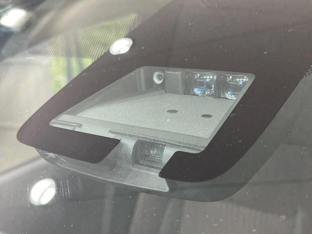 アクア Ｇ　禁煙車　モデリスタフルエアロ　純正ＳＤナビ　バックカメラ　衝突被害軽減システム　ドラレコ　コーナーセンサー　スマートキー　ＬＥＤヘッド　ＥＴＣ　クルコン　純正１５インチアルミ　車線逸脱警報（4枚目）