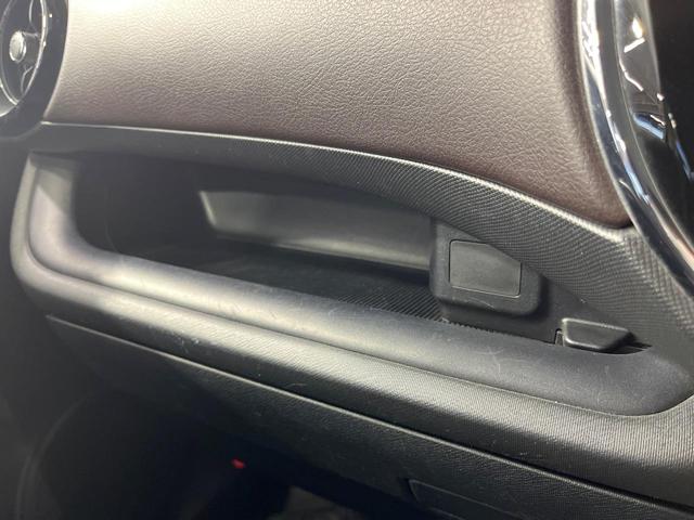 アクア Ｇ　禁煙車　モデリスタフルエアロ　純正ＳＤナビ　バックカメラ　衝突被害軽減システム　ドラレコ　コーナーセンサー　スマートキー　ＬＥＤヘッド　ＥＴＣ　クルコン　純正１５インチアルミ　車線逸脱警報（49枚目）