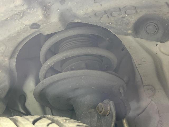 アクア Ｇ　禁煙車　モデリスタフルエアロ　純正ＳＤナビ　バックカメラ　衝突被害軽減システム　ドラレコ　コーナーセンサー　スマートキー　ＬＥＤヘッド　ＥＴＣ　クルコン　純正１５インチアルミ　車線逸脱警報（63枚目）