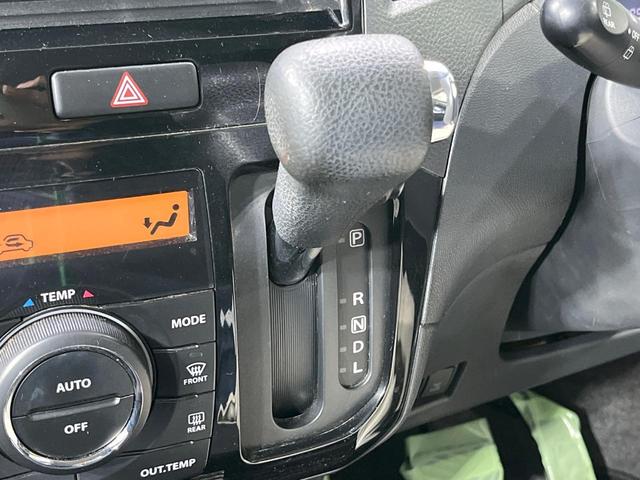 パレットＳＷ ＸＳ　禁煙車　電動スライドドア　スマートキー　ＨＩＤヘッドライト　純正１４インチアルミホイール　オートエアコン　ＣＤ再生　シートアンダーボックス　電動格納ドアミラー　フロントフォグライト　ドアバイザー（30枚目）