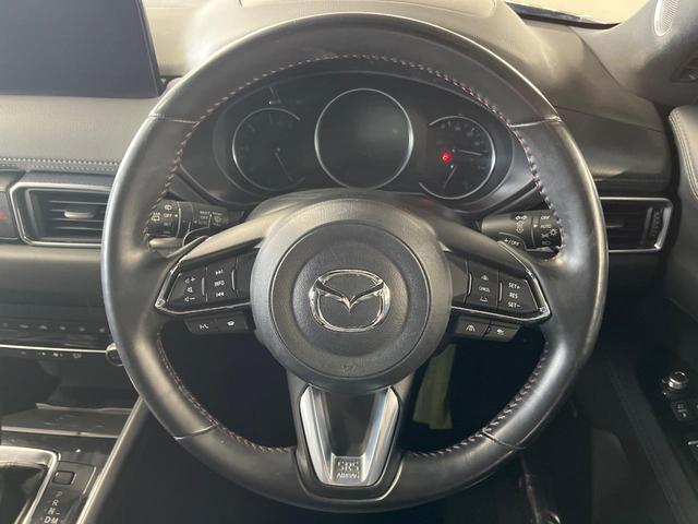 ＣＸ－５ ＸＤ　スポーツアピアランス　純正１０型ＳＤナビ　電動サンルーフ　全周囲カメラ　ＢＯＳＥサウンド　衝突被害軽減システム　レーダークルーズ　パワーシート　全席シートヒーター　電動リアゲート　レザーシート　ドラレコ　ＥＴＣ（11枚目）