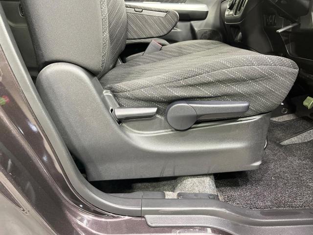 スペーシア Ｇリミテッド　禁煙車　電動スライドドア　純正ＳＤナビ　バックカメラ　衝突被害軽減システム　シートヒーター　コーナーセンサー　スマートキー　ＬＥＤヘッド　ビルトインＥＴＣ　車線逸脱警報　オートエアコン（32枚目）