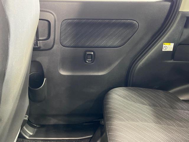 スペーシア Ｇリミテッド　禁煙車　電動スライドドア　純正ＳＤナビ　バックカメラ　衝突被害軽減システム　シートヒーター　コーナーセンサー　スマートキー　ＬＥＤヘッド　ビルトインＥＴＣ　車線逸脱警報　オートエアコン（35枚目）