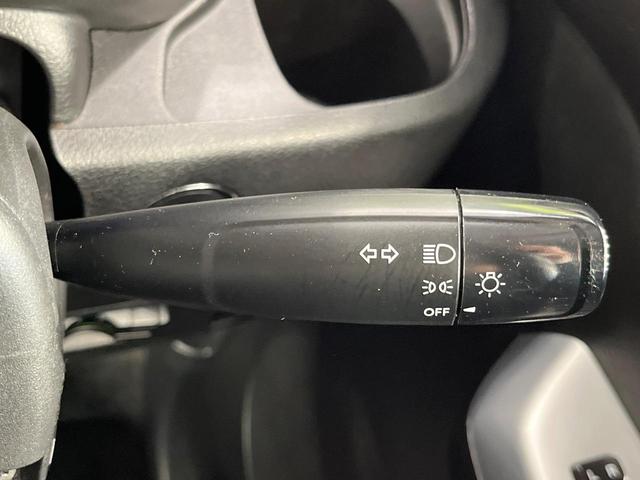 スペーシア Ｇリミテッド　禁煙車　電動スライドドア　純正ＳＤナビ　バックカメラ　衝突被害軽減システム　シートヒーター　コーナーセンサー　スマートキー　ＬＥＤヘッド　ビルトインＥＴＣ　車線逸脱警報　オートエアコン（50枚目）