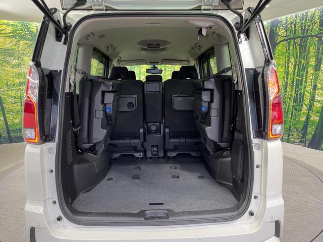 セレナ ハイウェイスター　Ｖセレクション　禁煙車　両側電動ドア　純正９型ＳＤナビ　１１型後席モニター　全周囲カメラ　プロパイロット　衝突被害軽減システム　レーダークルーズ　ドラレコ　コーナーセンサー　ＬＥＤヘッド　ＥＴＣ　デジタルインナーミラ（11枚目）