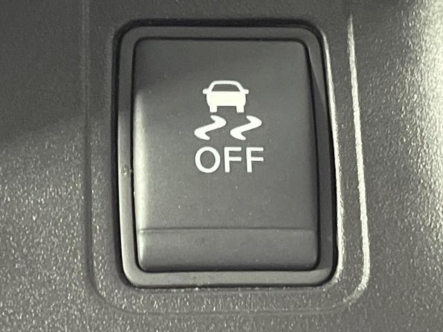 セレナ ハイウェイスター　Ｖセレクション　禁煙車　両側電動ドア　純正９型ＳＤナビ　１１型後席モニター　全周囲カメラ　プロパイロット　衝突被害軽減システム　レーダークルーズ　ドラレコ　コーナーセンサー　ＬＥＤヘッド　ＥＴＣ　デジタルインナーミラ（31枚目）