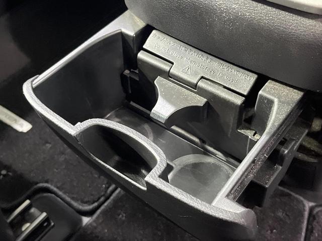 セレナ ハイウェイスター　Ｖセレクション　禁煙車　両側電動ドア　純正９型ＳＤナビ　１１型後席モニター　全周囲カメラ　プロパイロット　衝突被害軽減システム　レーダークルーズ　ドラレコ　コーナーセンサー　ＬＥＤヘッド　ＥＴＣ　デジタルインナーミラ（43枚目）