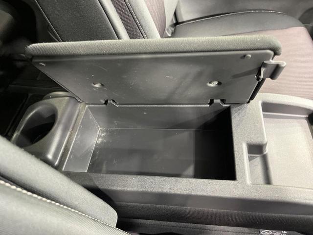 セレナ ハイウェイスター　Ｖセレクション　禁煙車　両側電動ドア　純正９型ＳＤナビ　１１型後席モニター　全周囲カメラ　プロパイロット　衝突被害軽減システム　レーダークルーズ　ドラレコ　コーナーセンサー　ＬＥＤヘッド　ＥＴＣ　デジタルインナーミラ（64枚目）