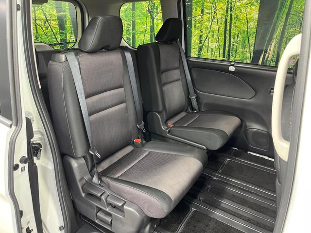 セレナ ハイウェイスター　ＶセレクションＩＩ　禁煙車　両側電動ドア　純正９型ＳＤナビ　後席モニター　全周囲カメラ　衝突被害軽減システム　レーダークルーズ　ドラレコ　コーナーセンサー　ＬＥＤヘッドライト　ビルトインＥＴＣ　純正１６インチアルミ（9枚目）