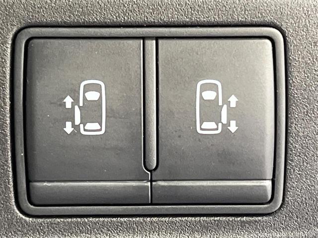 セレナ ハイウェイスター　ＶセレクションＩＩ　禁煙車　両側電動ドア　純正９型ＳＤナビ　後席モニター　全周囲カメラ　衝突被害軽減システム　レーダークルーズ　ドラレコ　コーナーセンサー　ＬＥＤヘッドライト　ビルトインＥＴＣ　純正１６インチアルミ（40枚目）