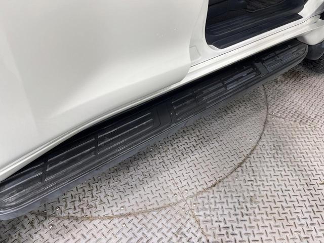 ランドクルーザープラド ＴＸ　禁煙車　サンルーフ　純正９型ナビ　バックカメラ　Ｂｌｕｅｔｏｏｔｈ　レーダークルーズコントロール　ＬＥＤヘッドライト　オートマチックハイビーム　クリアランスソナー　デフロック　ＥＴＣ　スマートキー（28枚目）
